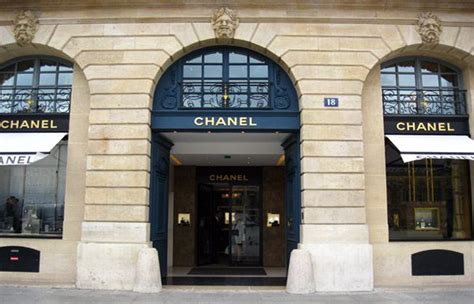 how do i contact chanel uk|chanel head office email address.